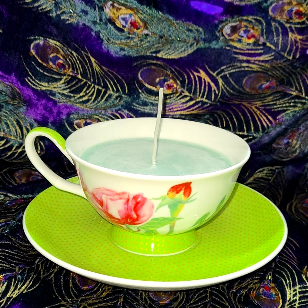 Teacup Candle